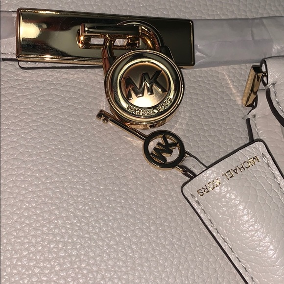 Michael Kors Bag - Picture 6 of 6